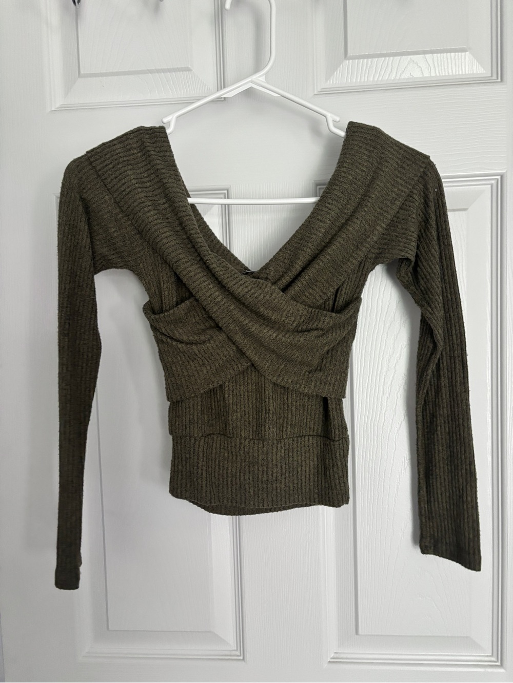 Dry Goods Rib Knit Crossover Long Sleeve Top - Olive Green Size XS